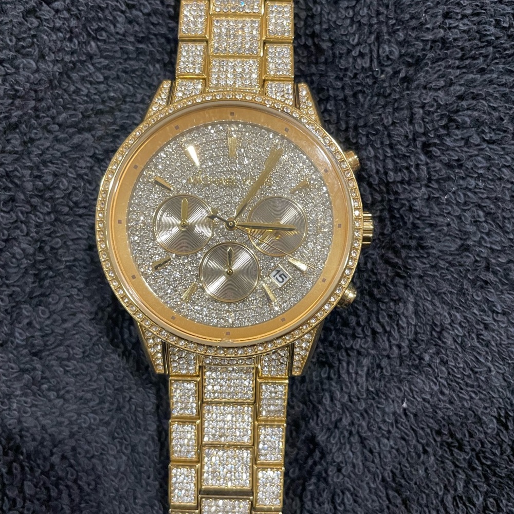 MICHAEL KORS
Ritz Pavé Gold-Tone Watch